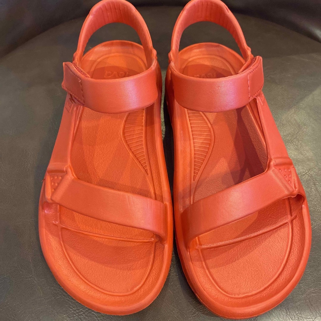 Teva(テバ)のTEVA サンダル ハリケーンドリフト22.0cm オレンジ レディースの靴/シューズ(サンダル)の商品写真