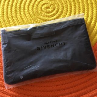 ジバンシィ(GIVENCHY)の専用  新品 ジバンシィ レースポーチ ブラック(ポーチ)