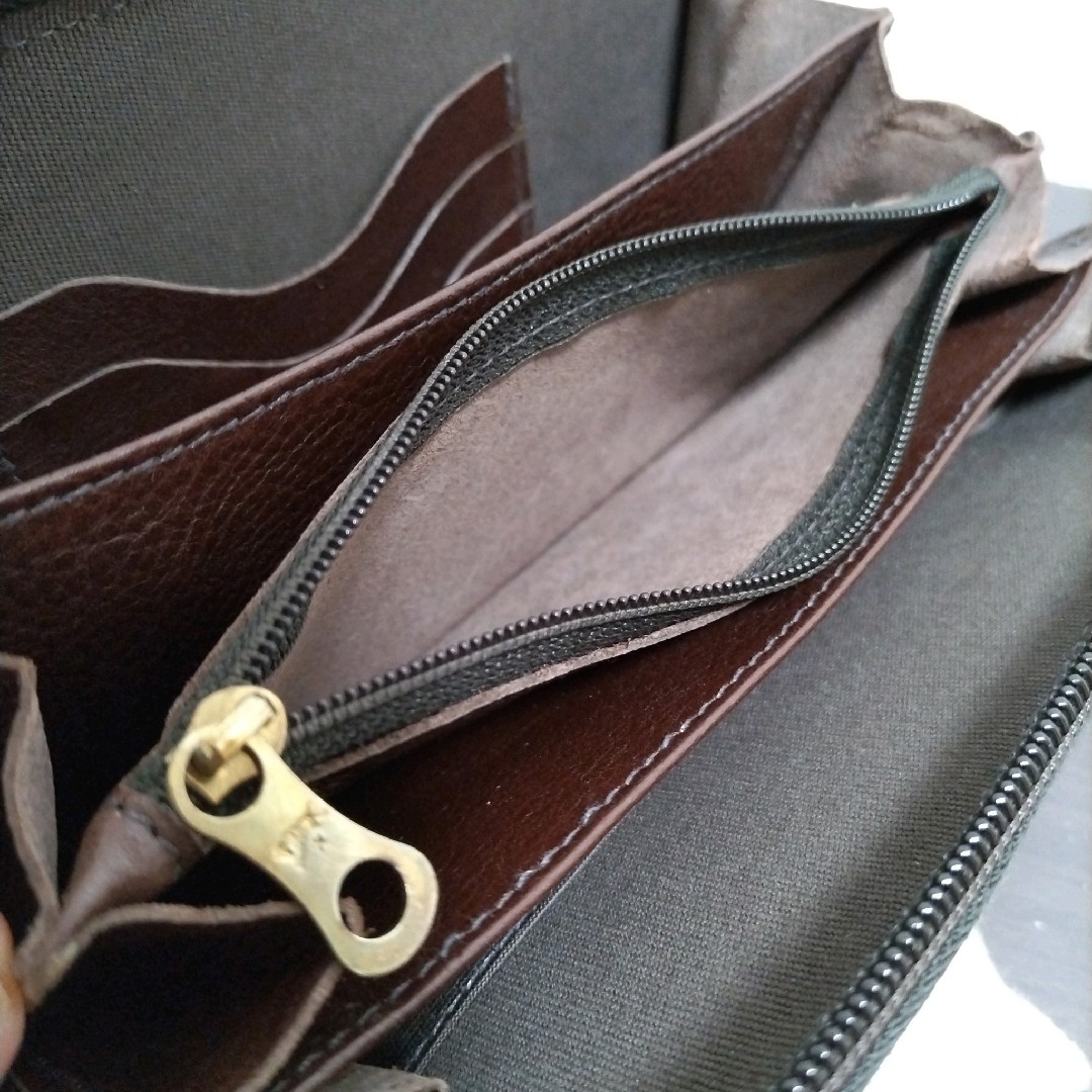 IL BISONTE - 新品 イルビゾンテ 本革 レザー ウォレット ファスナー