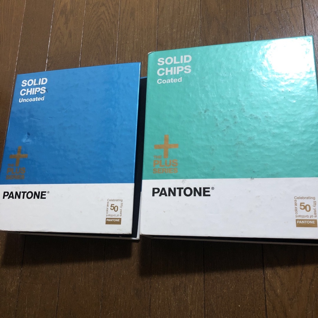 PANTONE(パントーン)のPANTONE SOLID CHIPS  パントン　カラーチップ２冊セット エンタメ/ホビーの本(アート/エンタメ)の商品写真