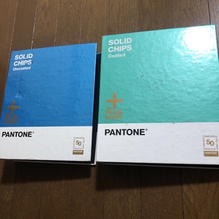 パントーン(PANTONE)のPANTONE SOLID CHIPS  パントン　カラーチップ２冊セット(アート/エンタメ)