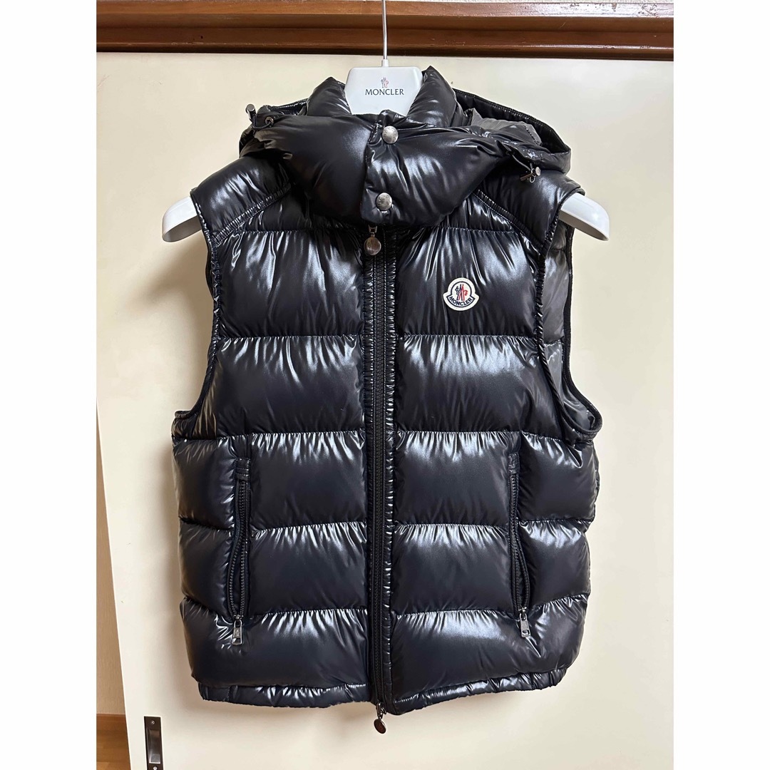 MONCLER(モンクレール)のモンクレール　Bormesジレ メンズのジャケット/アウター(ダウンベスト)の商品写真