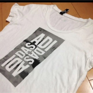 アディダス(adidas)のadidas フォトホワイトストレッチT(Tシャツ(半袖/袖なし))