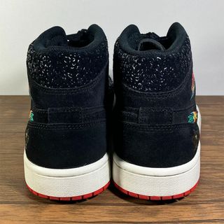 NIKE - 希少！NIKE AIR JORDAN 1 MID SE シエンプレ ファミリアの通販