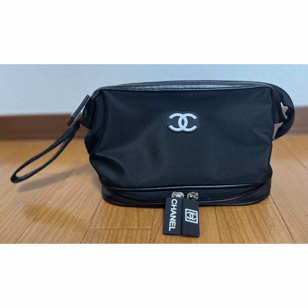 CHANEL - シャネル ノベルティ ポーチ 非売品 大容量の通販 by さち's ...