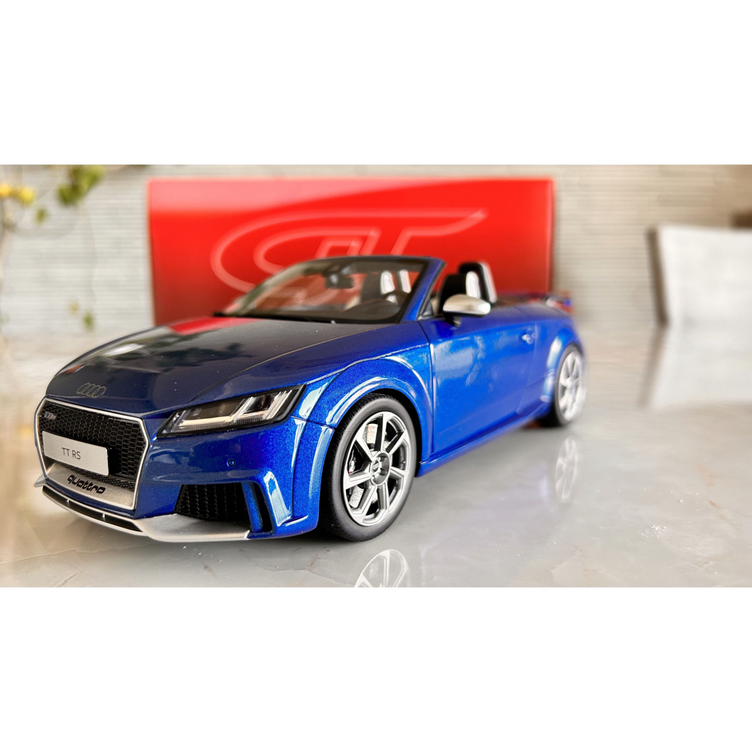 本日特価　アウディ TT RS ロードスター (ブルー)1/18 エンタメ/ホビーのおもちゃ/ぬいぐるみ(ミニカー)の商品写真