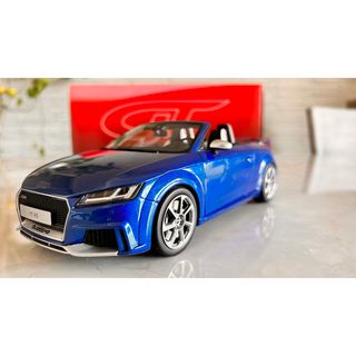 本日特価　アウディ TT RS ロードスター (ブルー)1/18(ミニカー)