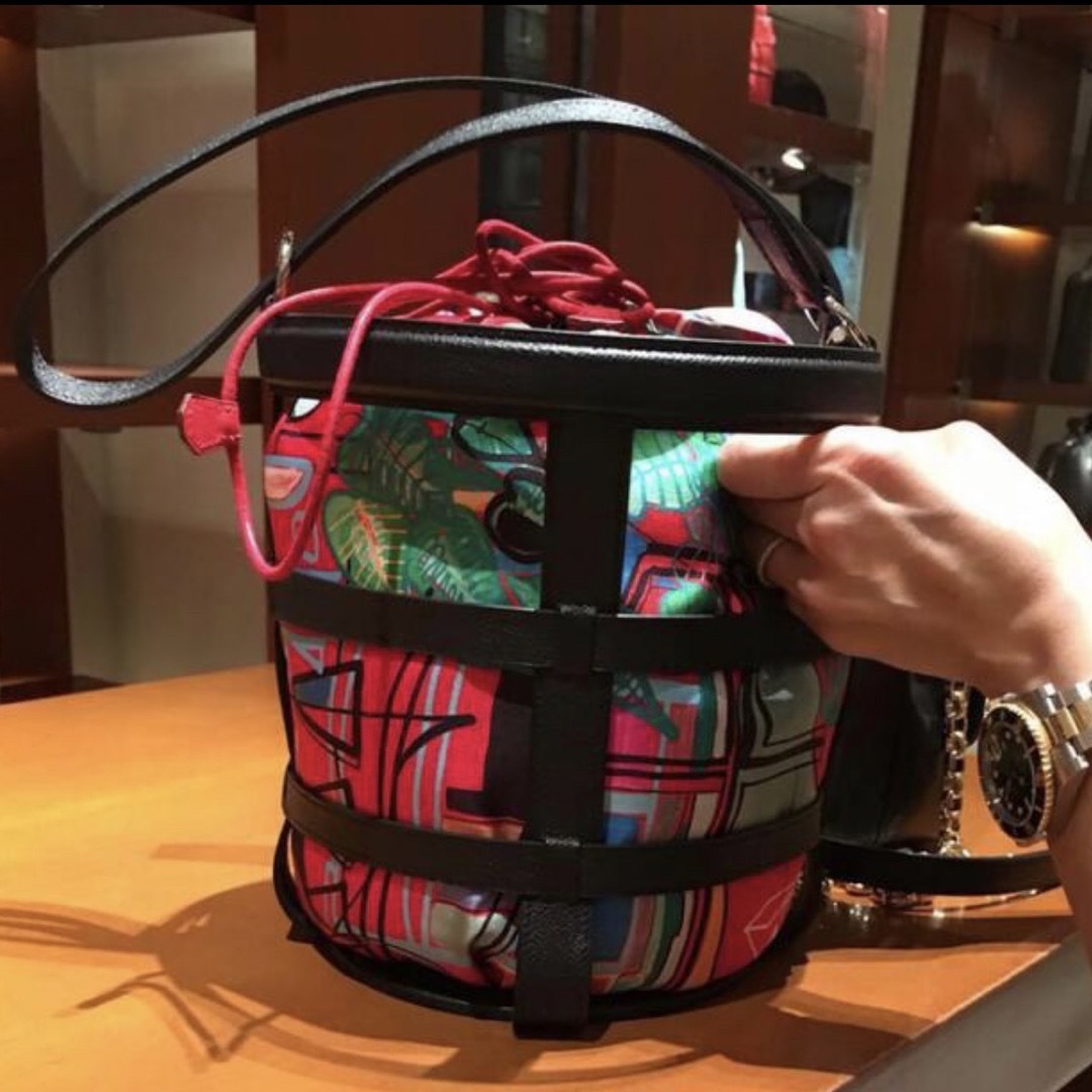 Hermes 極美品 HERMES エルメス ミュザルディーヌ ブラック かご
