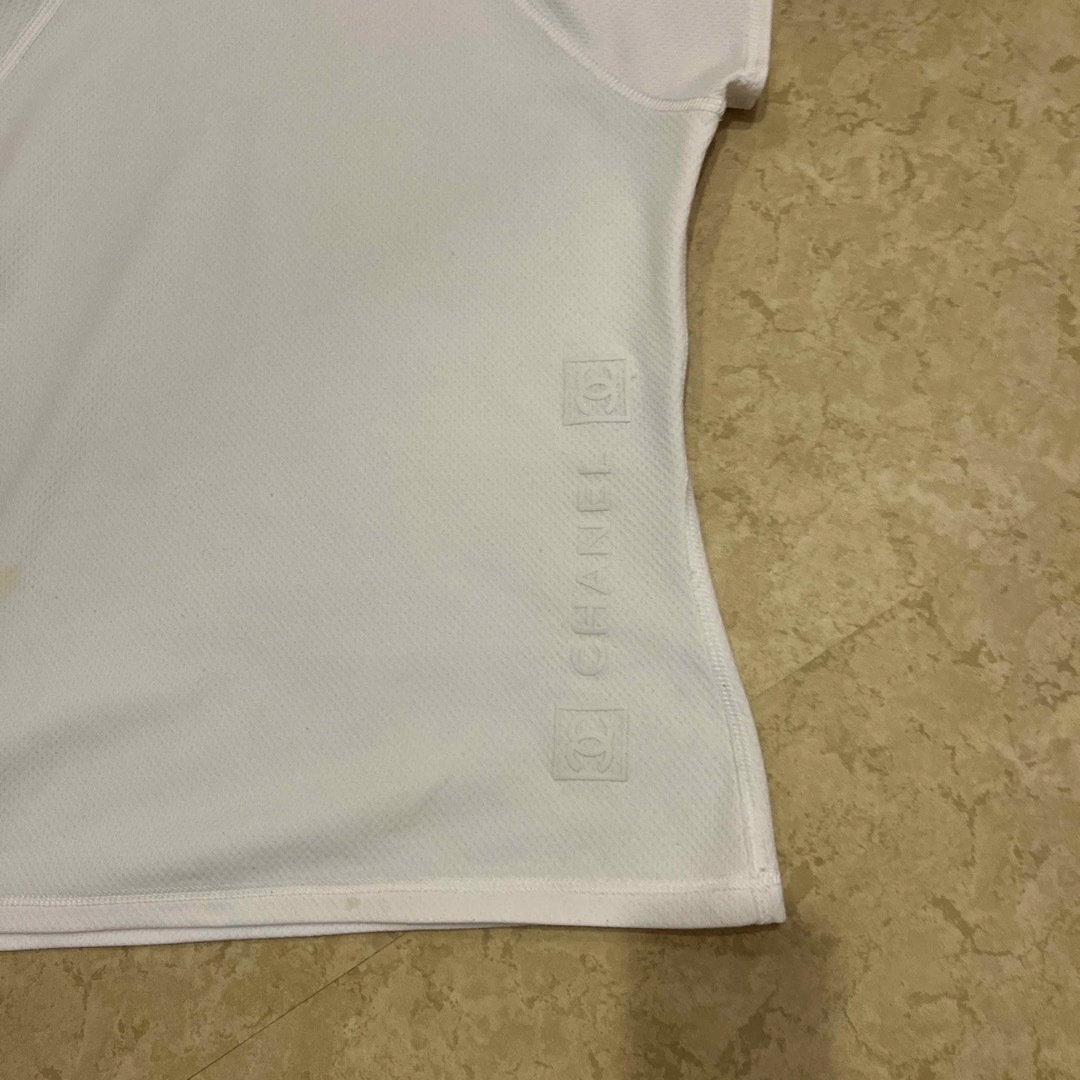 CHANEL(シャネル)のTシャツ レディースのトップス(Tシャツ(半袖/袖なし))の商品写真