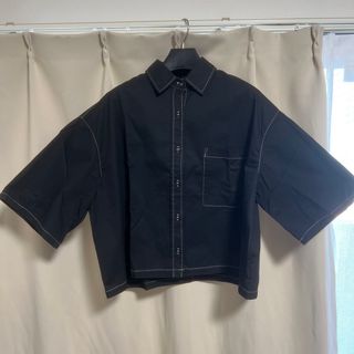 ザラ(ZARA)のZARA クロップド丈　シャツ(シャツ)