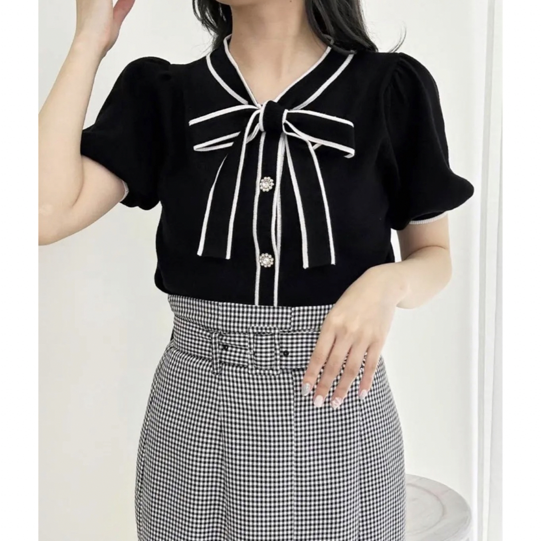 ★美品★ 配色ボウタイビジューボタンニット | フリマアプリ ラクマ
