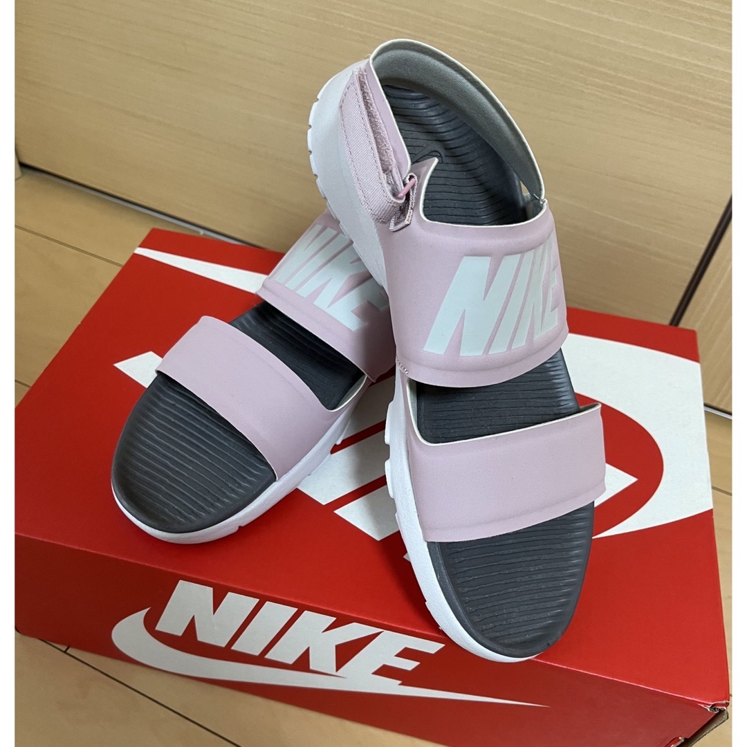 NIKE(ナイキ)のNIKEサンダル✧未使用✧25㎝ レディースの靴/シューズ(サンダル)の商品写真