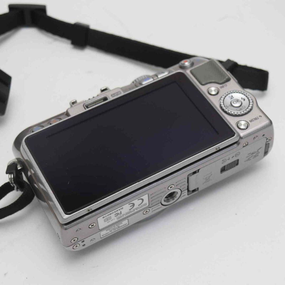 OLYMPUS(オリンパス)の新品同様 E-PL3 シルバー ボディ スマホ/家電/カメラのカメラ(ミラーレス一眼)の商品写真