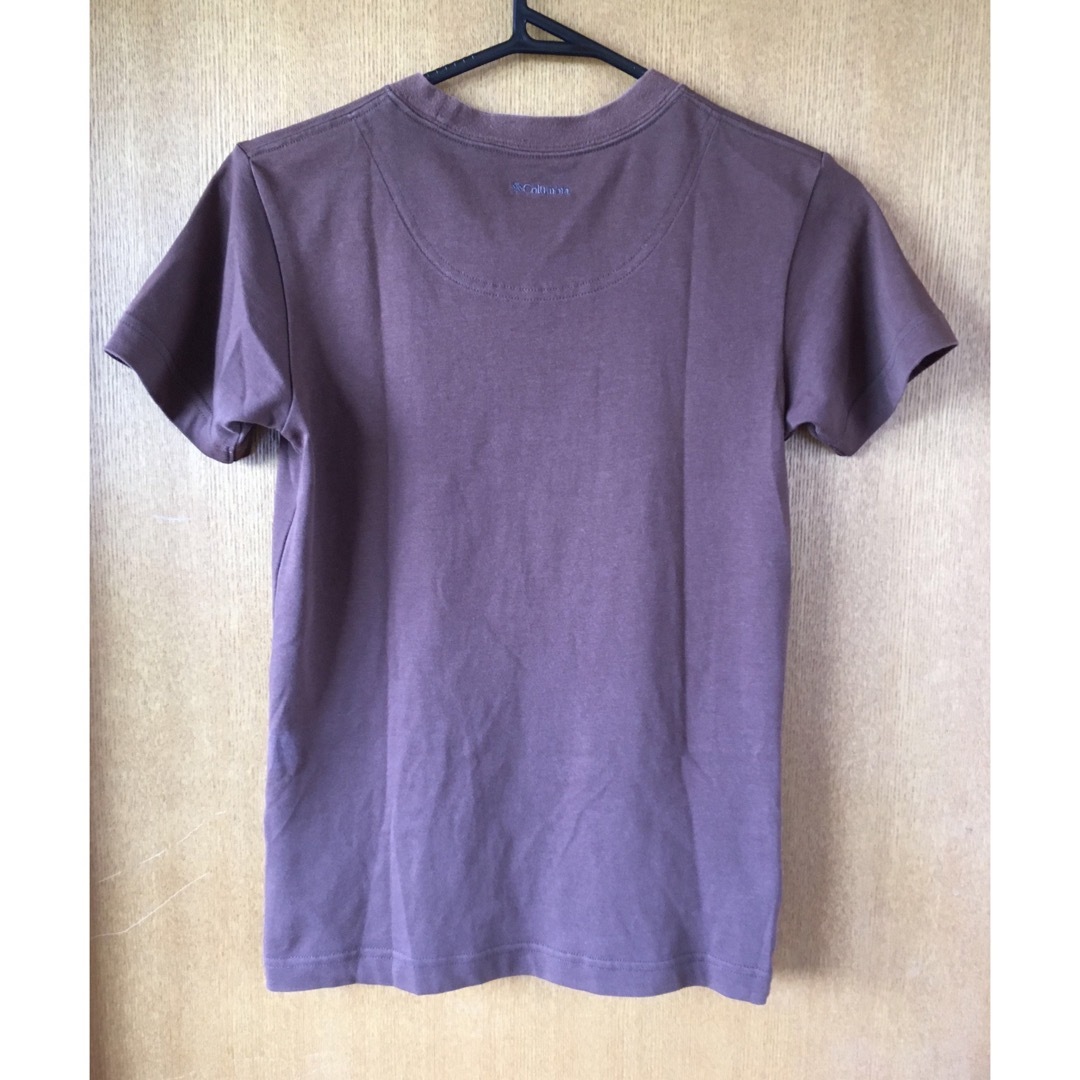 Columbia(コロンビア)のColumbia OMNI-DRY Tシャツ Mサイズ ブラウン 訳あり レディースのトップス(Tシャツ(半袖/袖なし))の商品写真