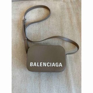 バレンシアガ(Balenciaga)のバレンシアガ  カメラバッグ　ベージュ(ショルダーバッグ)