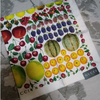 グッチ(Gucci)の未使用品☆GUCCI(グッチ)☆大判 ストール スカーフ FRUITS(バンダナ/スカーフ)