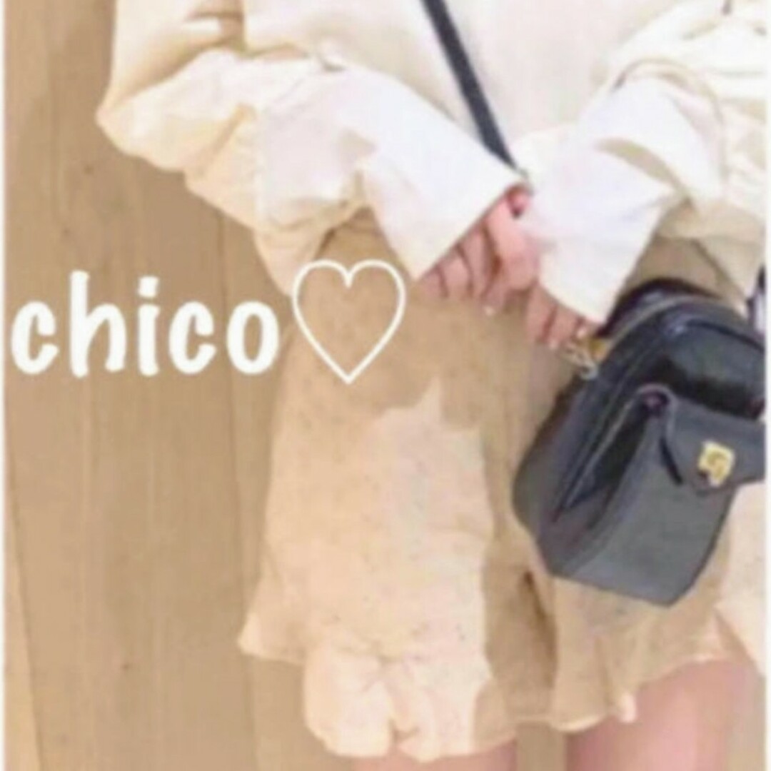 who's who Chico(フーズフーチコ)のコットンレースフリルショートパンツ♡ レディースのパンツ(キュロット)の商品写真