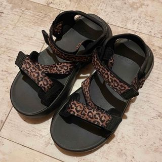 テバ(Teva)の☆美品☆teva×Ray BEAMS  zymic 22(サンダル)