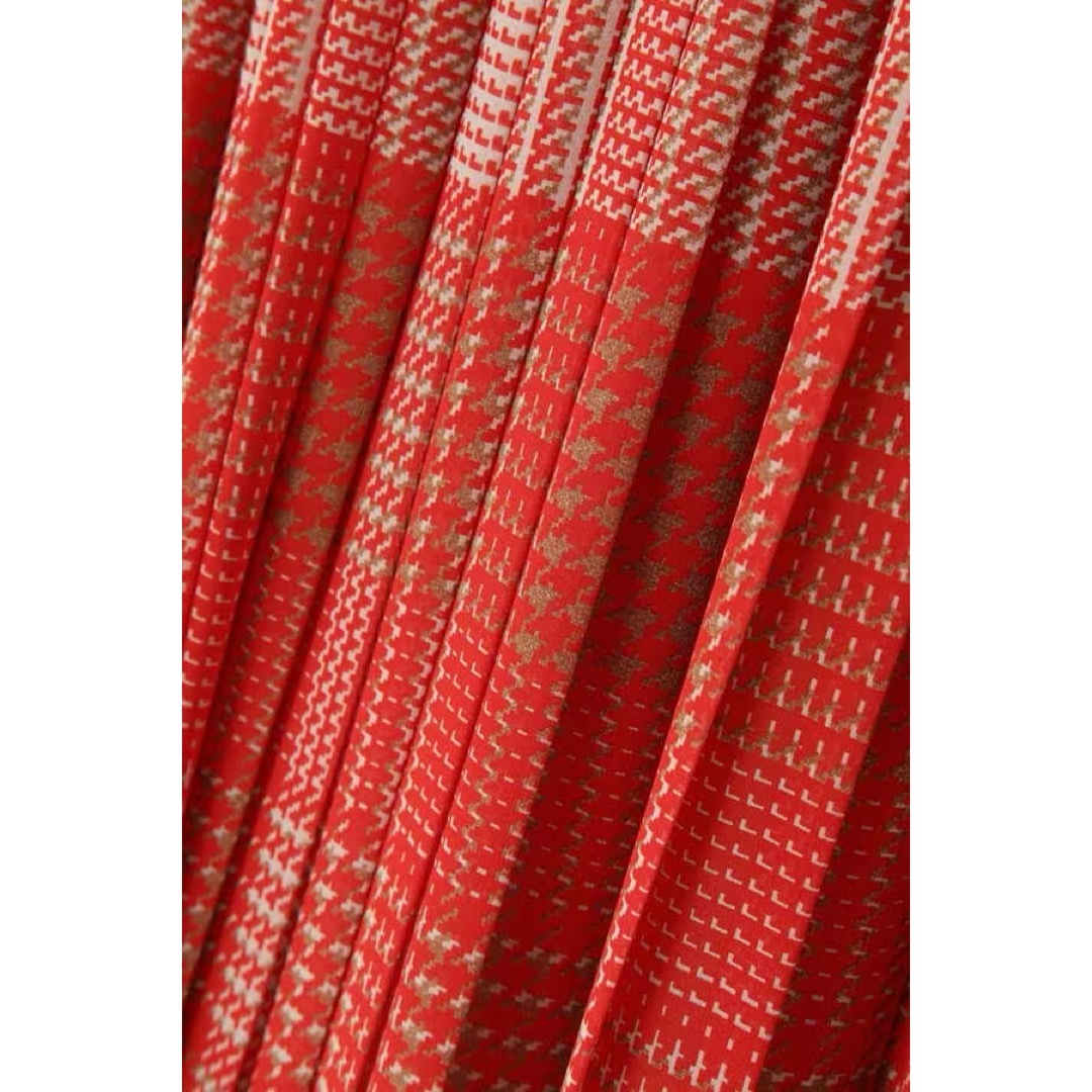 ADORE(アドーア)の新品　ADORE アドーア　ガンクラブプリーツスカート　オレンジ×ベージュ　S レディースのスカート(ロングスカート)の商品写真