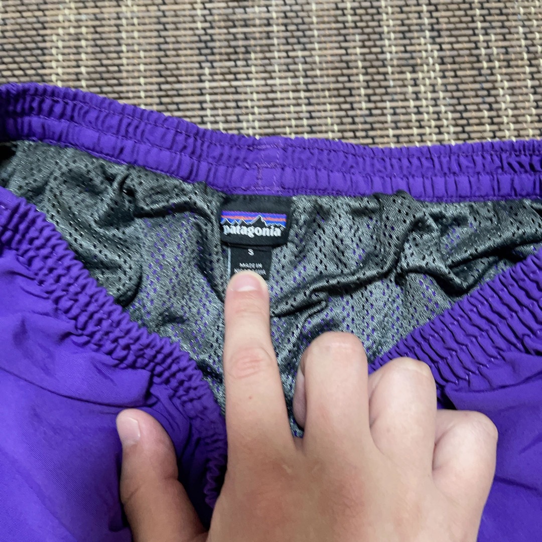 patagonia(パタゴニア)のパタゴニア　バギーズショーツ　5インチ　Sサイズ　パープル　紫　PUR メンズのパンツ(ショートパンツ)の商品写真