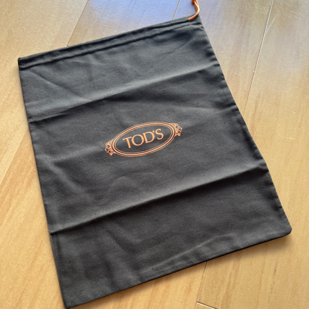 TOD'S(トッズ)のtod's トッズ 巾着袋 シューズ袋 レディースのバッグ(ショップ袋)の商品写真