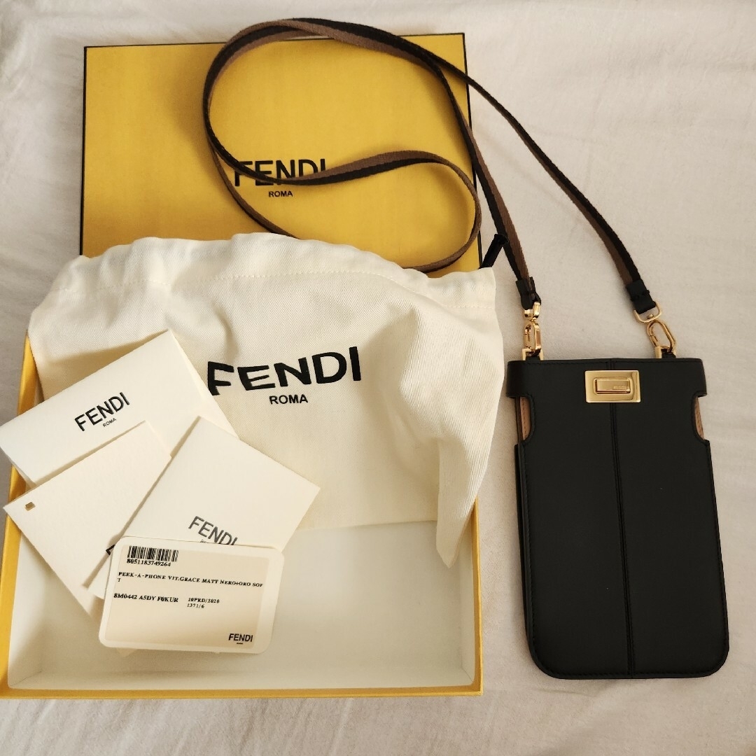 FENDI ピーカフォン