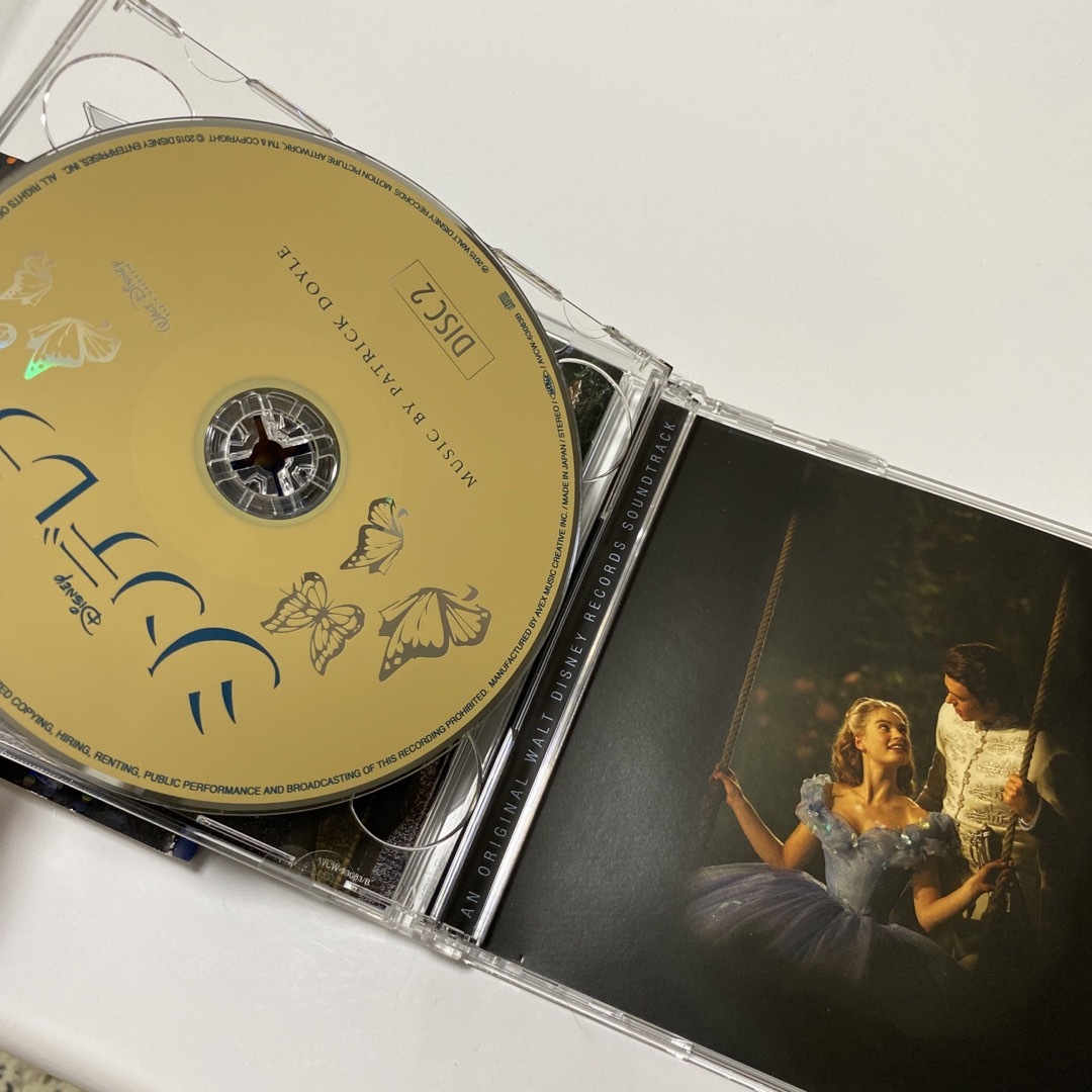 Disney(ディズニー)の値下げ！シンデレラ　CD エンタメ/ホビーのCD(映画音楽)の商品写真