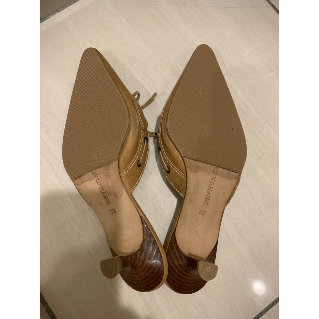 安さ一番 MANOLO BLAHNIK ミュール ベージュ 36 ミュール