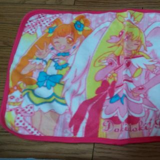 ドキドキプリキュア　ひざ掛け(毛布)