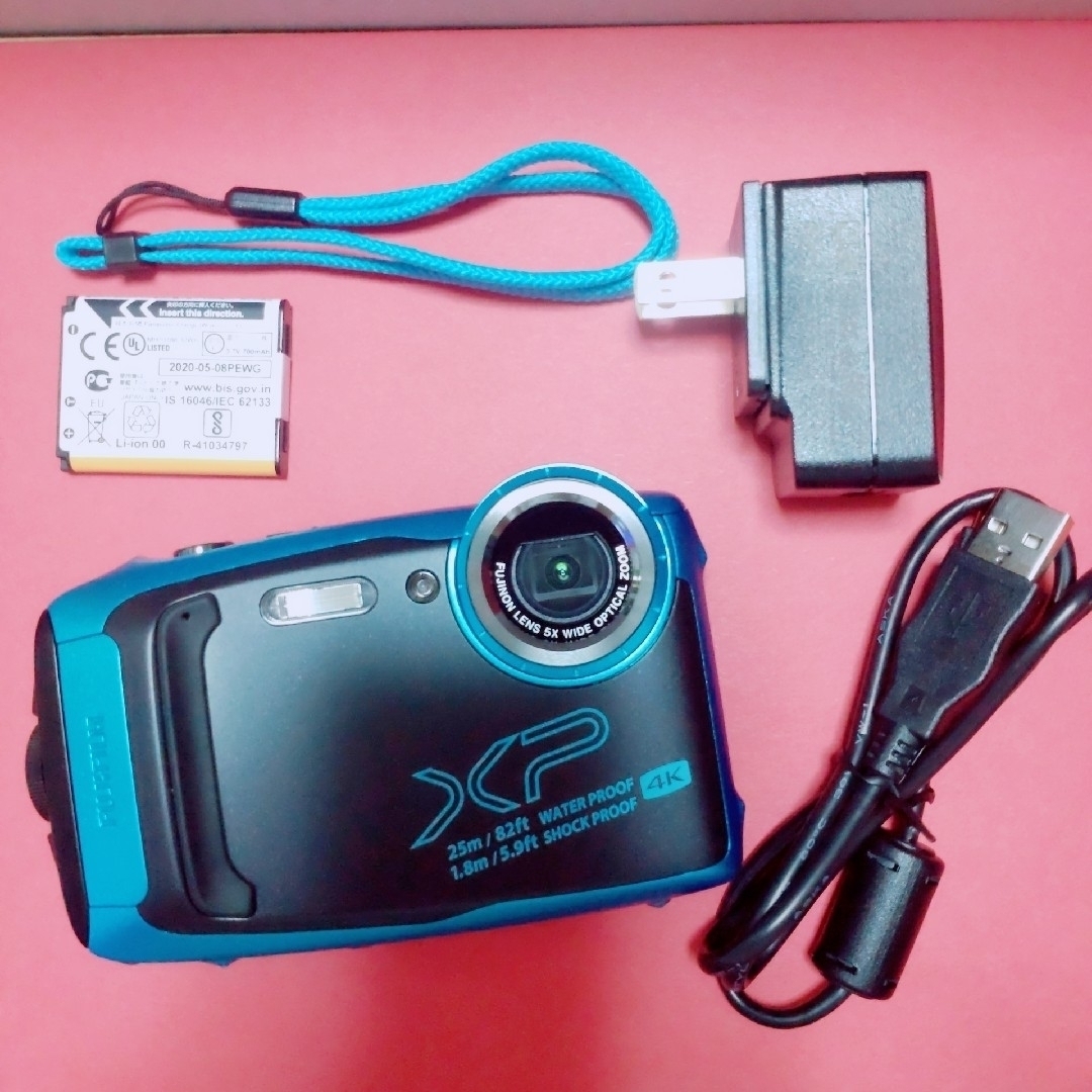 富士フイルム(フジフイルム)のFUJIFILM FINEPIX XP140スカイブルー スマホ/家電/カメラのカメラ(コンパクトデジタルカメラ)の商品写真