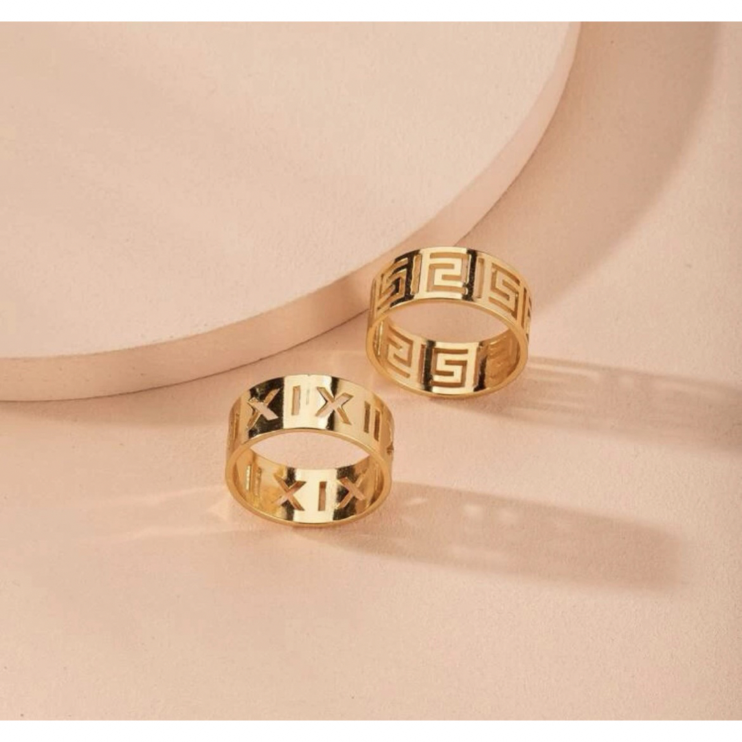 ゴールドリング 2個セット 指輪 金色 オシャレ モノトーン シンプル 高みえ メンズのアクセサリー(リング(指輪))の商品写真