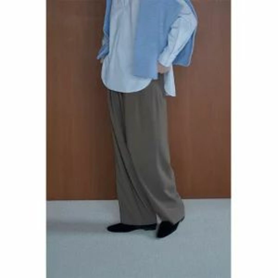 CLANE(クラネ)の【CLANE クラネ】BASIC TUCK PANTS ベーシックタックパンツ レディースのパンツ(カジュアルパンツ)の商品写真