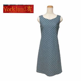 ヨークランド(Yorkland)の美品　York land ヨークランド　ワンピース　グリーン系　7号(ひざ丈ワンピース)