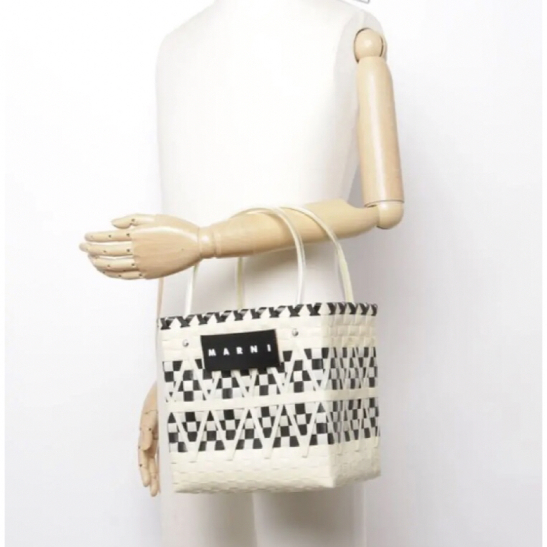 新品 マルニマーケット ピクニックバッグ ステンシルバッグ 白