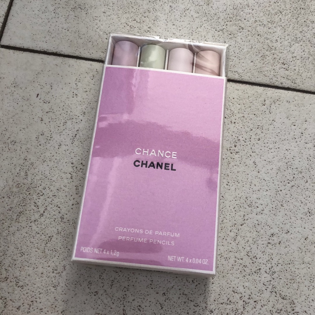 CHANEL(シャネル)の数量限定 シャネル チャンス クレイヨン ドゥ パルファム セット　新品B コスメ/美容のボディケア(その他)の商品写真