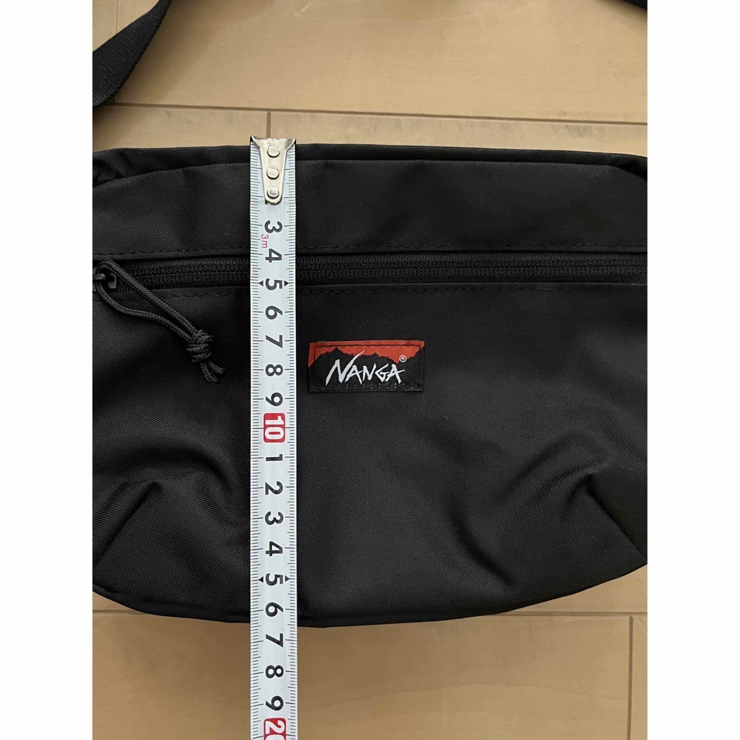 NANGA(ナンガ)のナンガ　ショルダーバッグ　NANGA モノマックス　付録　新品　送料無料 メンズのバッグ(ショルダーバッグ)の商品写真