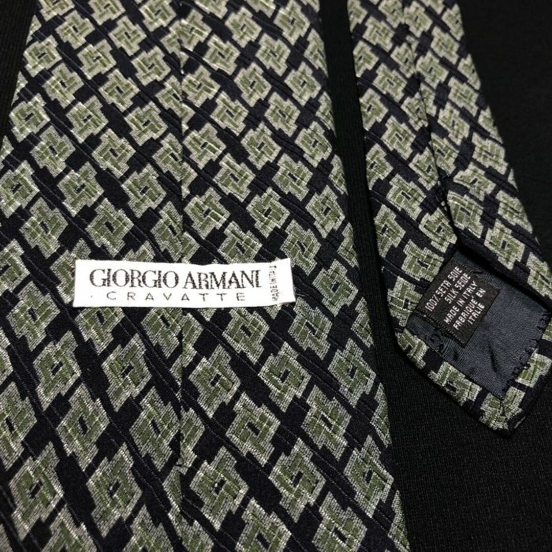 Giorgio Armani(ジョルジオアルマーニ)のアルマーニ チェック ネイビー ネクタイ 新古品 A107-L19 メンズのファッション小物(ネクタイ)の商品写真