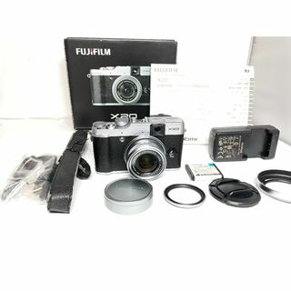 フジフイルム(富士フイルム)の極上品 FUJIFILM X20(コンパクトデジタルカメラ)