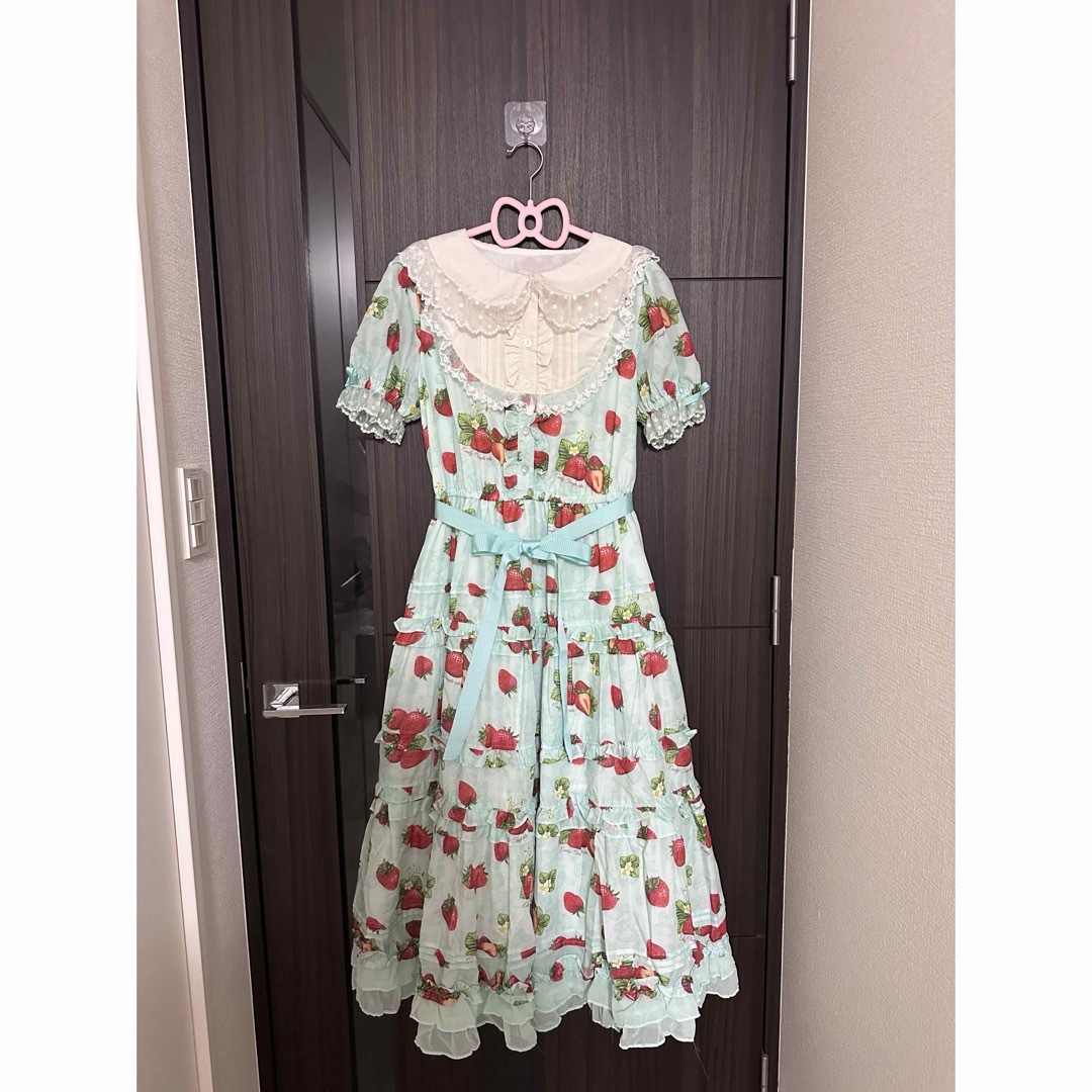Emily Temple cute - Dear Strawberry Anniversaryの通販 by Emily Temple cute - Dear Strawberry Anniversaryの通販 by