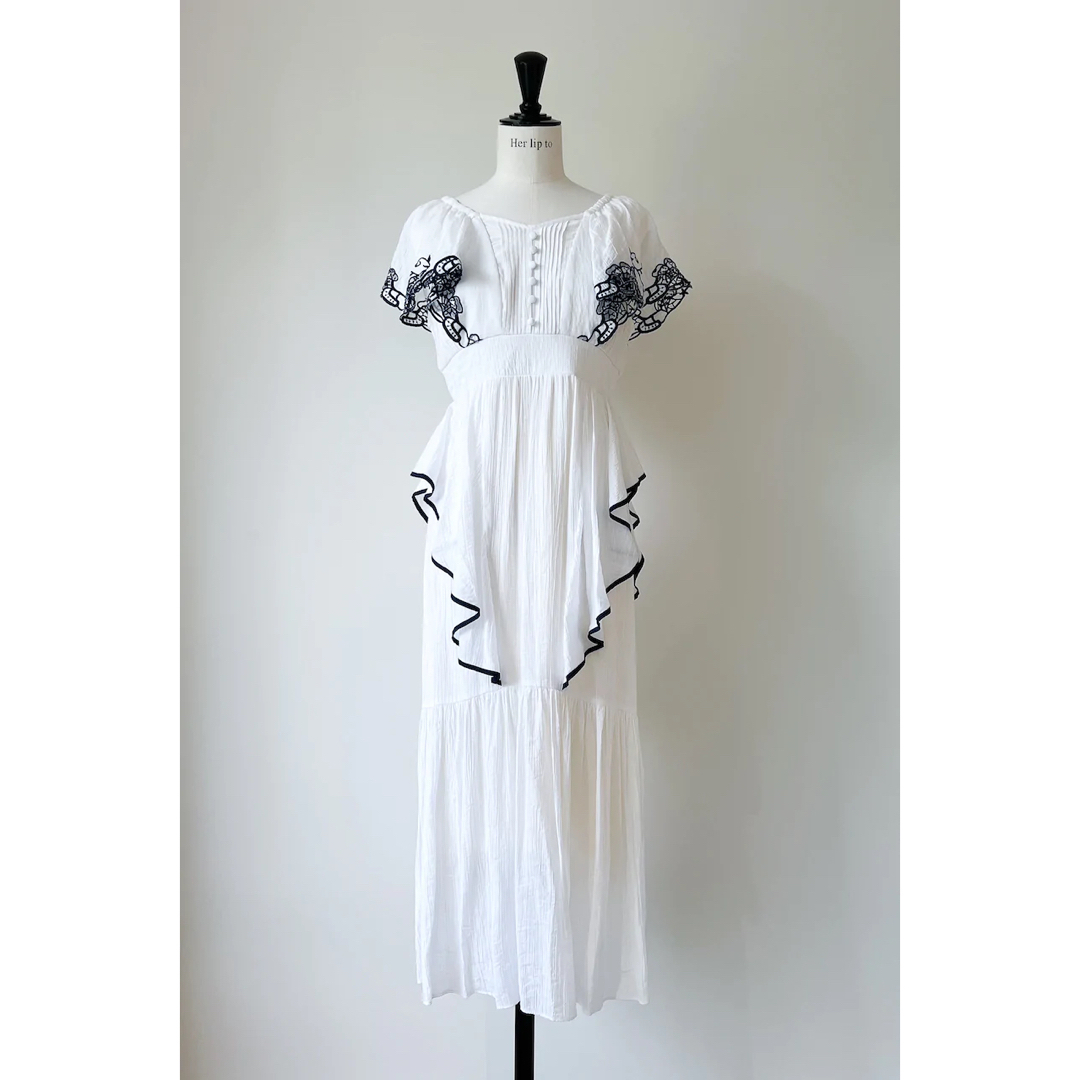 Cutwork Embroidery Angel Sleeve Dress 4