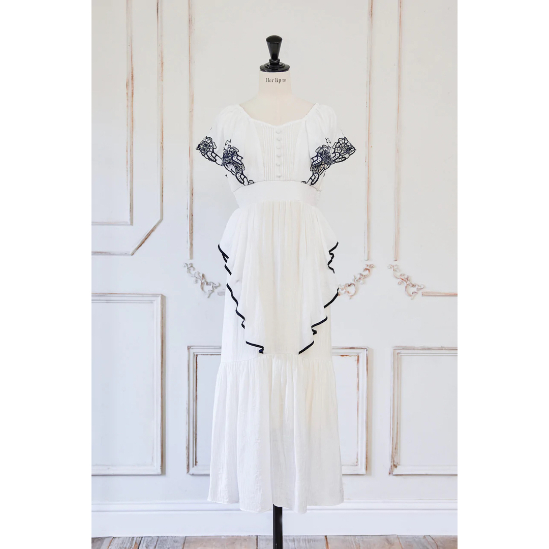 Cutwork Embroidery Angel Sleeve Dress