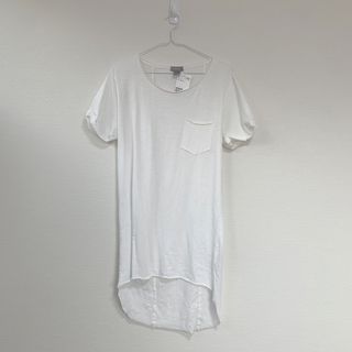 エイチアンドエム(H&M)の新品タグ付き　ポケット付きロングTシャツ(Tシャツ(半袖/袖なし))