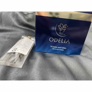ODELIA リンクル&ホワイト　オールインワンクリーム(オールインワン化粧品)