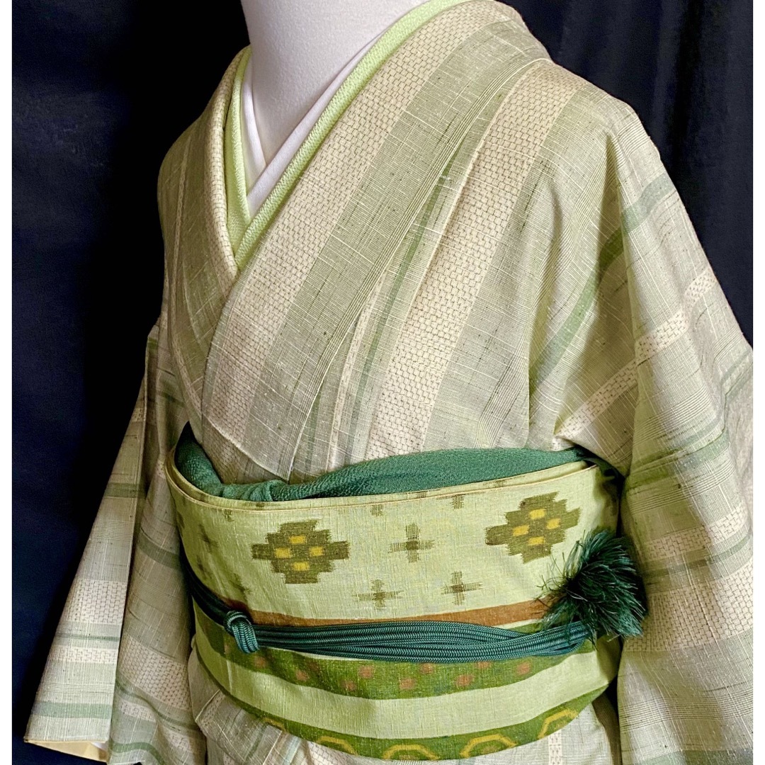 クールな縞の紬着物〉SALE 黄緑 手織り仕付け付き 粋 普段着着物の通販