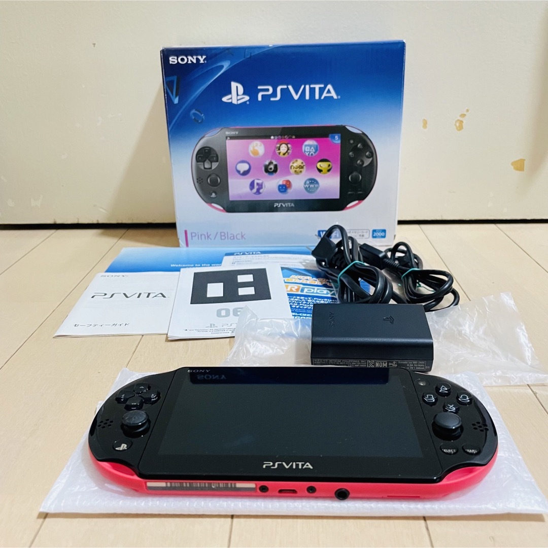 PS Vita PCH-2000 Wi-Fiモデル PlayStation Vita ピンク-