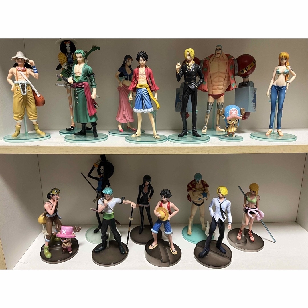 ONE PIECE - ワンピース 麦わら海賊団フィギュア 2パターン ＋オマケの