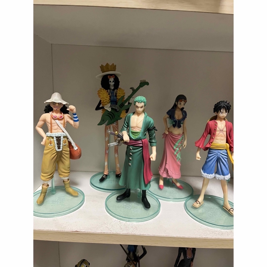 ONE PIECE - ワンピース 麦わら海賊団フィギュア 2パターン ＋