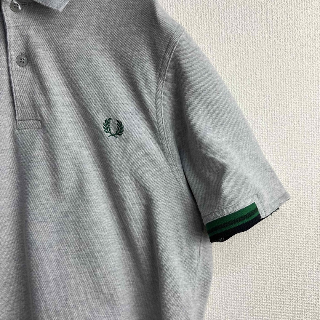 FRED PERRY(フレッドペリー)の大人気　フレッドペリー　ポロシャツ　半袖　グレー　グリーン　ブラック　古着 メンズのトップス(ポロシャツ)の商品写真