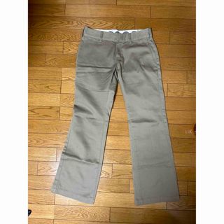 ディッキーズ(Dickies)のDickies ベージュ フレアパンツ w28(デニム/ジーンズ)