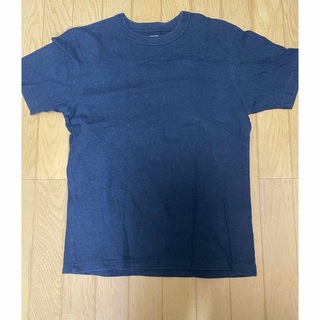ユニクロ(UNIQLO)のUNIQLO 紺色Tシャツ　メンズSサイズ(Tシャツ/カットソー(半袖/袖なし))